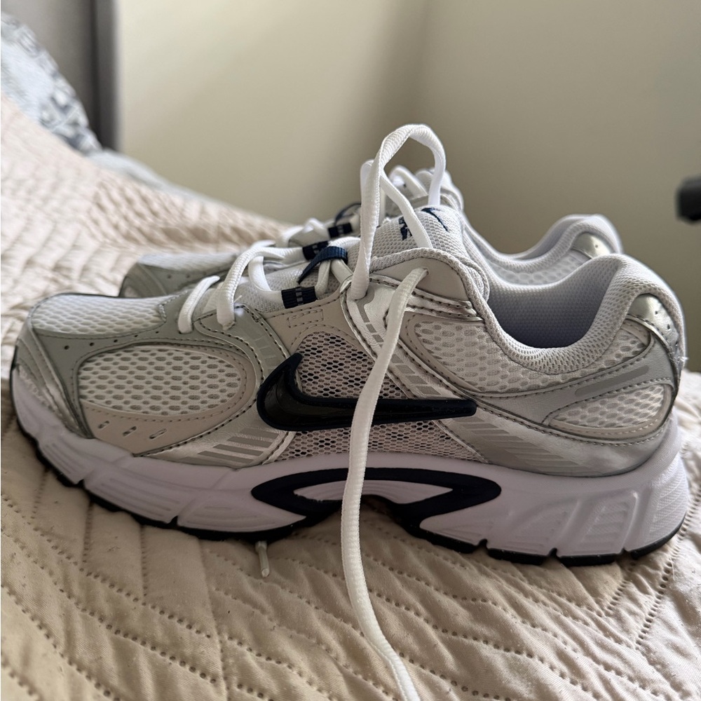 Nike V5 rnr running shoes